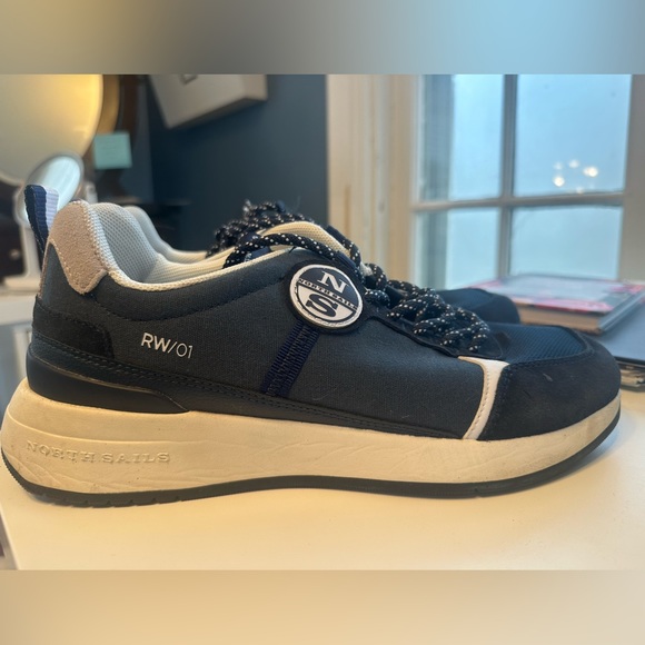 Men’s North Sail shoes. Perfect for the yachting in your life. - Picture 2 of 3